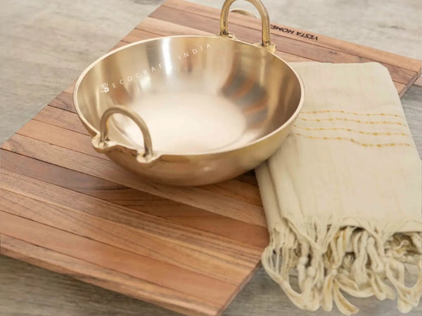 What are the Disadvantages of Bronze Cookware?