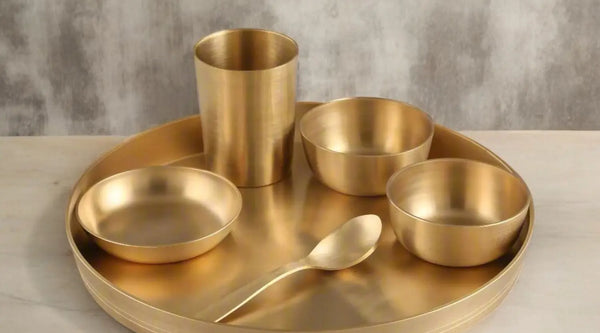 What are the benefits of bronze cookware