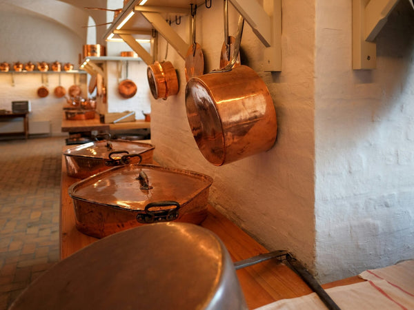 Difference between Brass & Bronze Utensils
