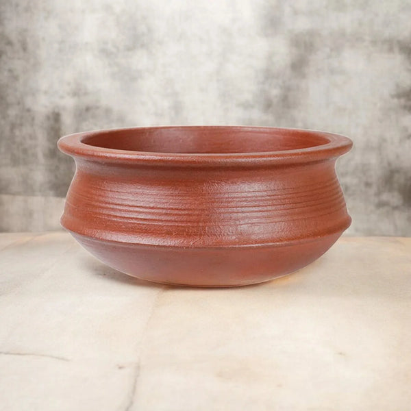 Clay utensils > Cookware > Red