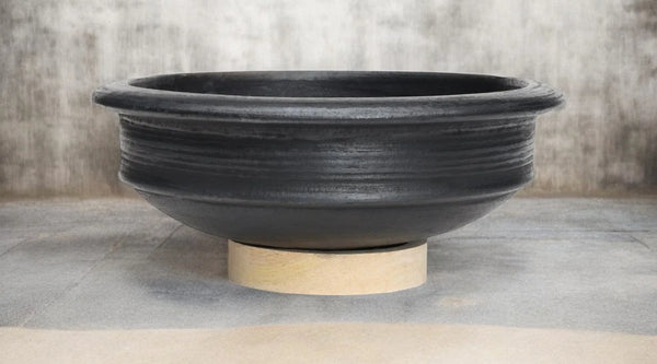 Clay utensils > Cookware > Black