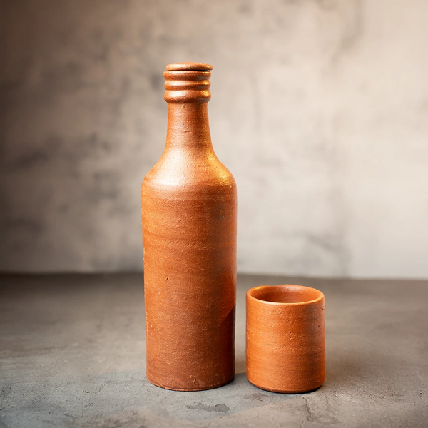 Ecocraft Clay Water Bottle with Glass – Handmade Cooling Set (1L + 200ml)